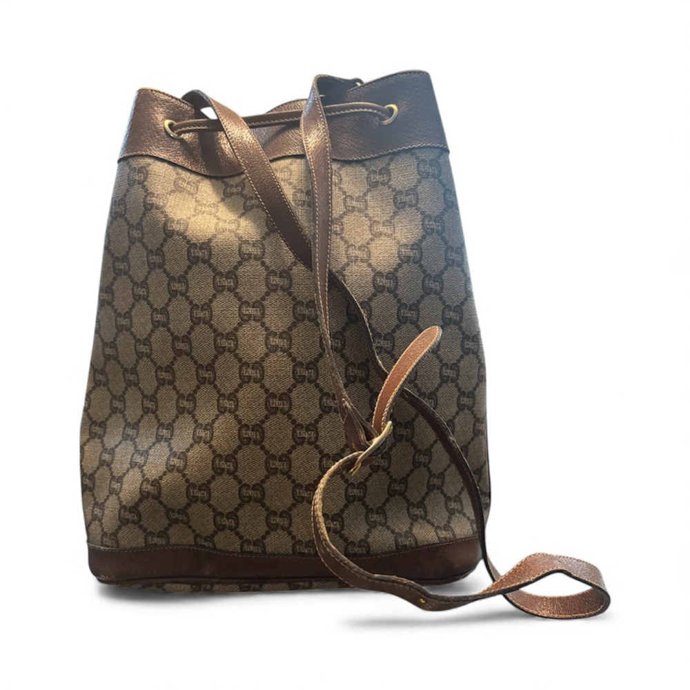 👜 Vintage Gucci Plus GG Monogram Bucket Bag - Picture 2 of 15